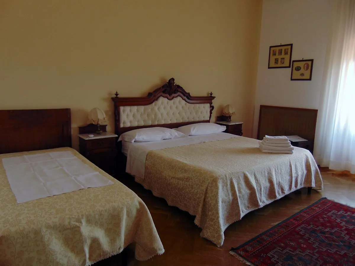 *** Bed & Breakfast Villa Sara Taormina Italië